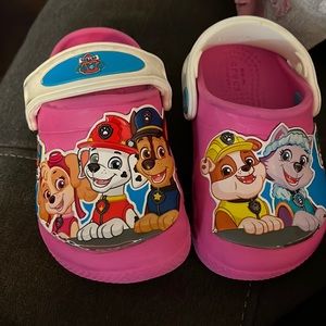 Toddler 6 C crocs used